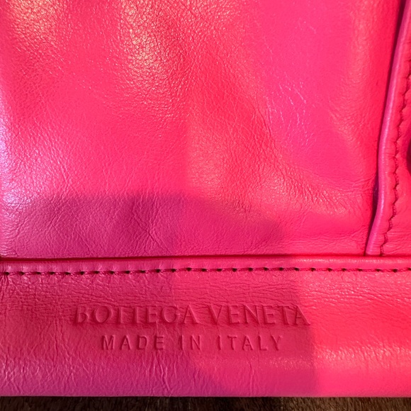 BOTTEGA VENETA Arco Intrecciato Leather Tote Bag in Pink Authentic - Picture 9 of 17